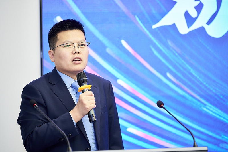段志刚.jpg